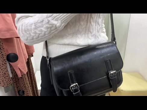 ❤️ Олон нийтийн мастурбация нь залуу гичий FeralBerry нь шодой нь тохируулагч өрөөнд Зүгээр л порно манайд ❌❤
